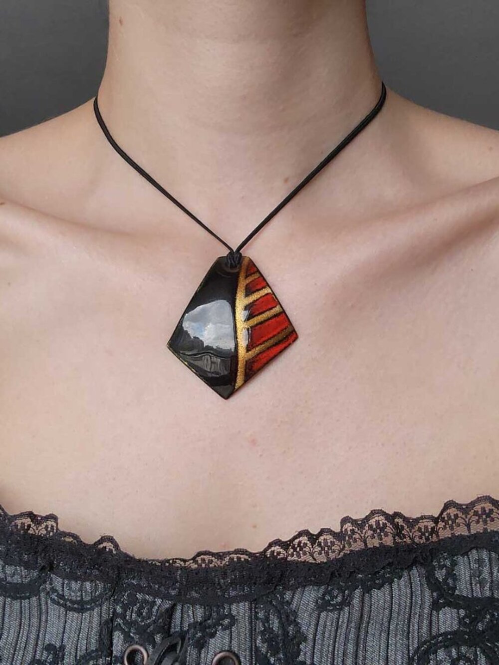 Vintage Murano glass oversized statement necklace on a cord - Picture 2 of 10